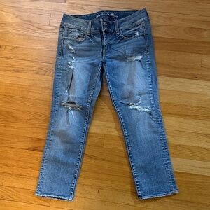 American Eagle Outfitters Women's Destructed Artist Jeans 6